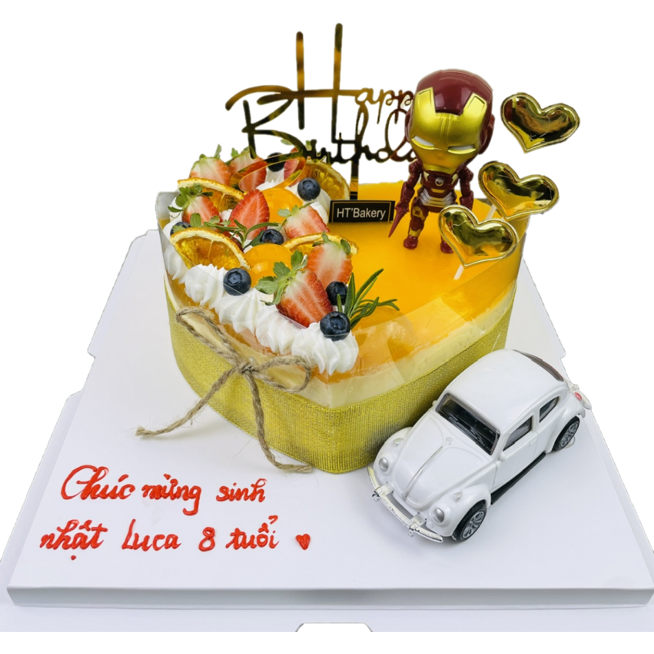 Bánh mousse chanh leo trái tim trang trí siêu nhân oto