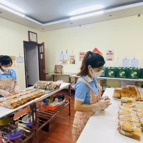 Lớp Chuyên đề Học làm Bánh trung thu